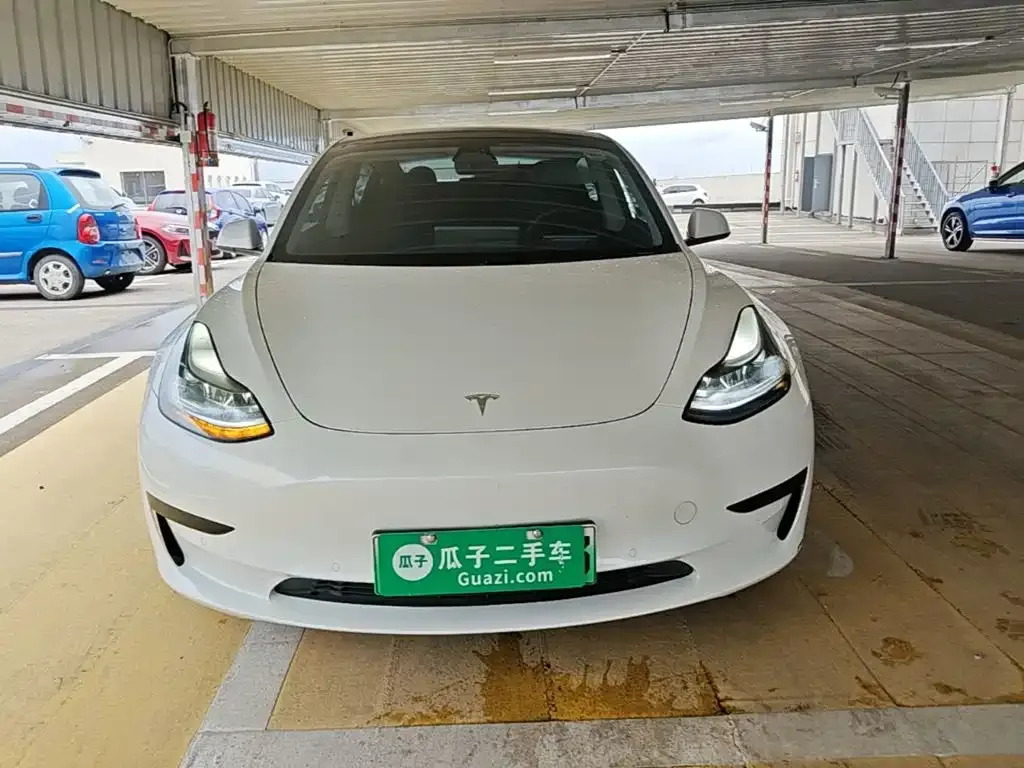 Tesla Model 3 — фото 6
