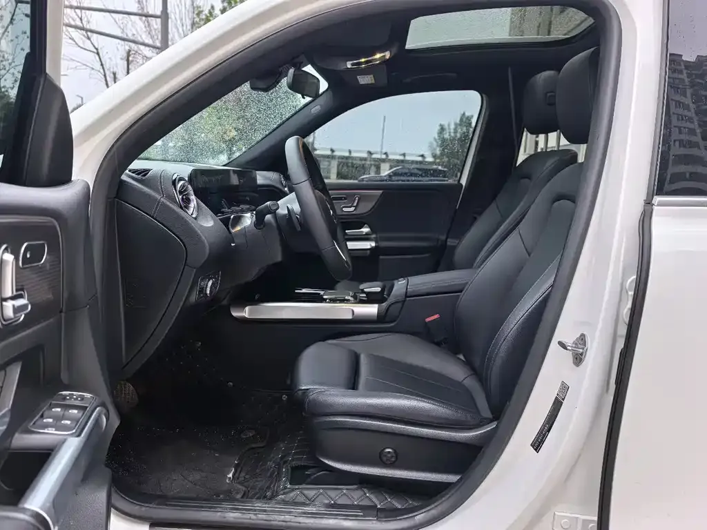 Mercedes-Benz EQB 2022 из CN, фото 5