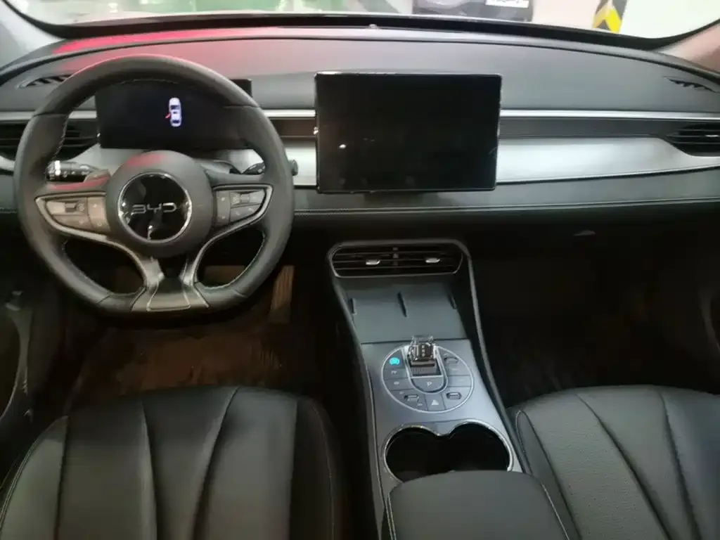 BYD Seal 05 DM-i — фото 6