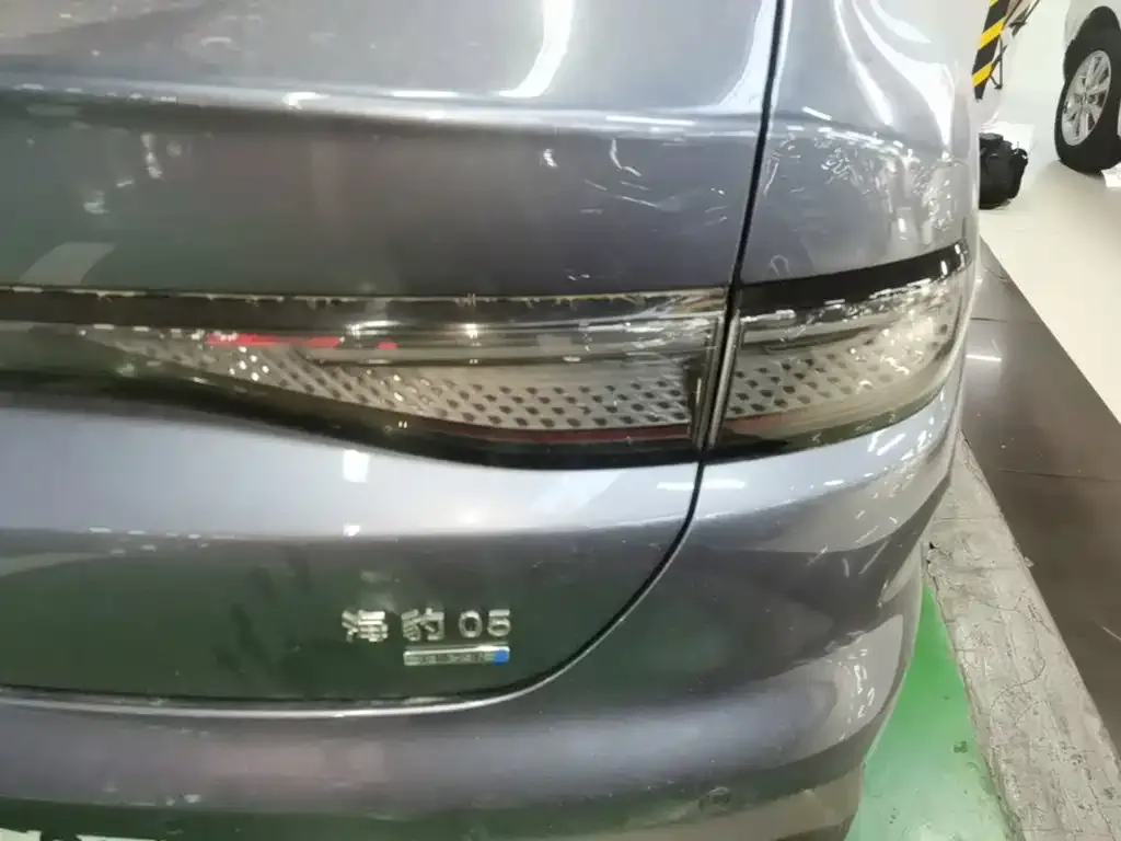 BYD Seal 05 DM-i — фото 4