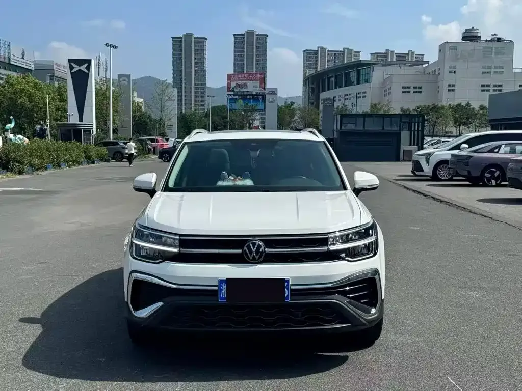 Volkswagen Tharu — фото 5