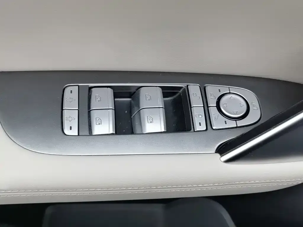 BYD Tang New Energy 2024 из CN, фото 4