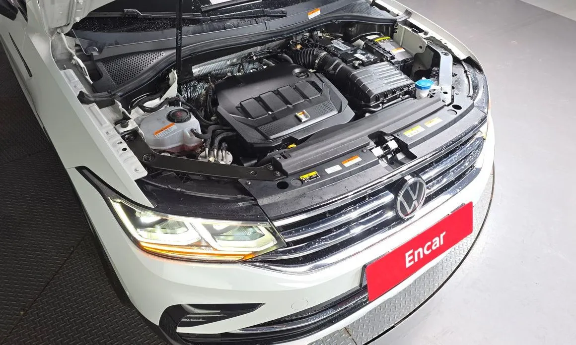 Volkswagen Tiguan — фото 5