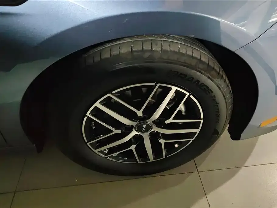 BYD Seal 05 DM-i 2025 из CN, фото 3