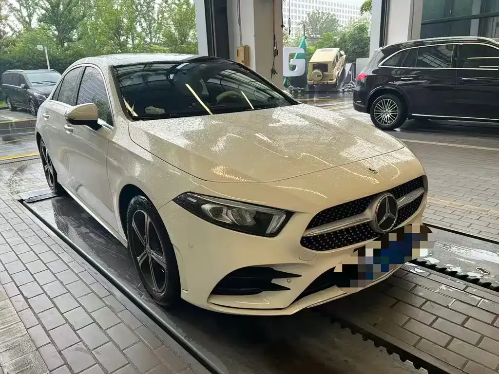 Mercedes-Benz A-Class — фото 10