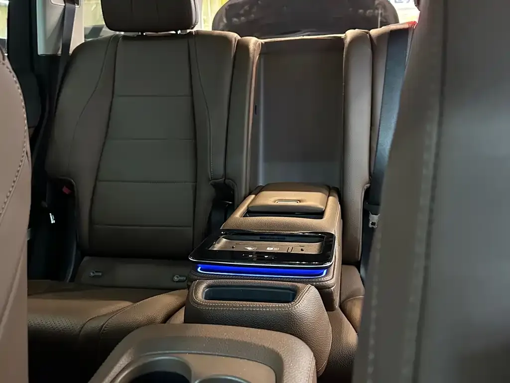 Mercedes-Benz GLS 2024 из CN, фото 2