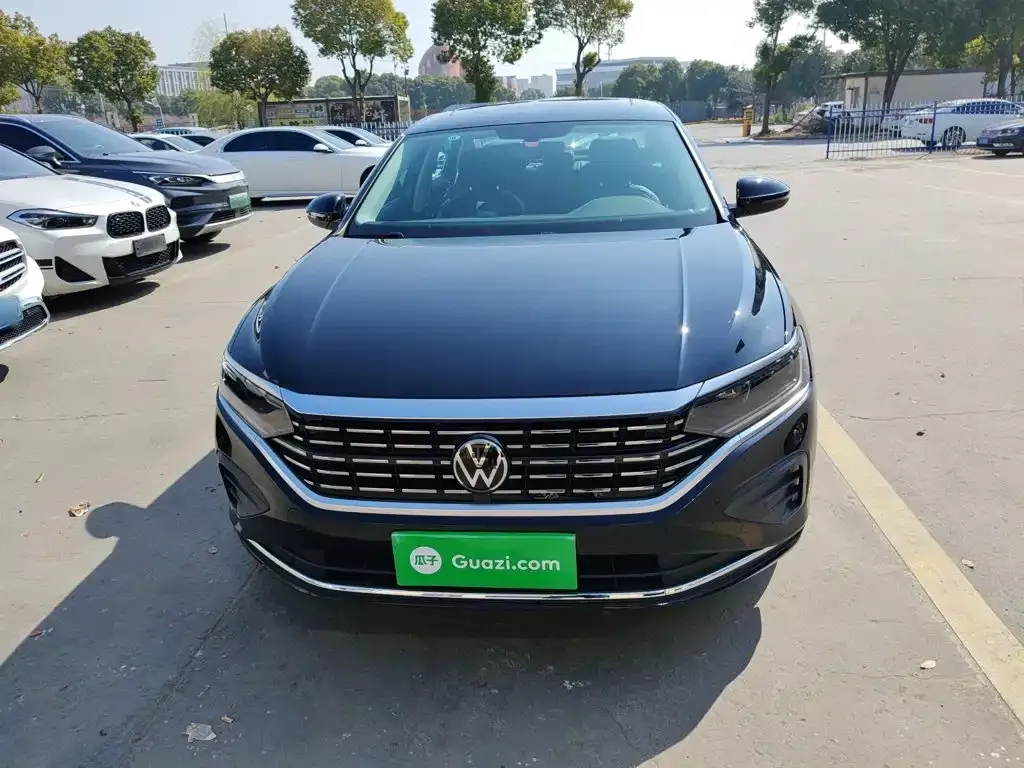 Volkswagen Passat — фото 10
