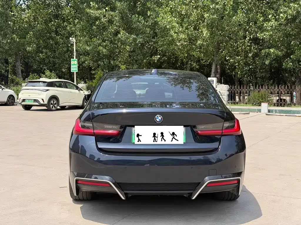 BMW i3 — фото 9