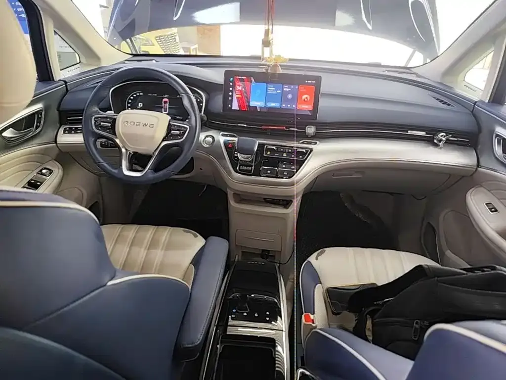 Roewe iMAX8 — фото 2