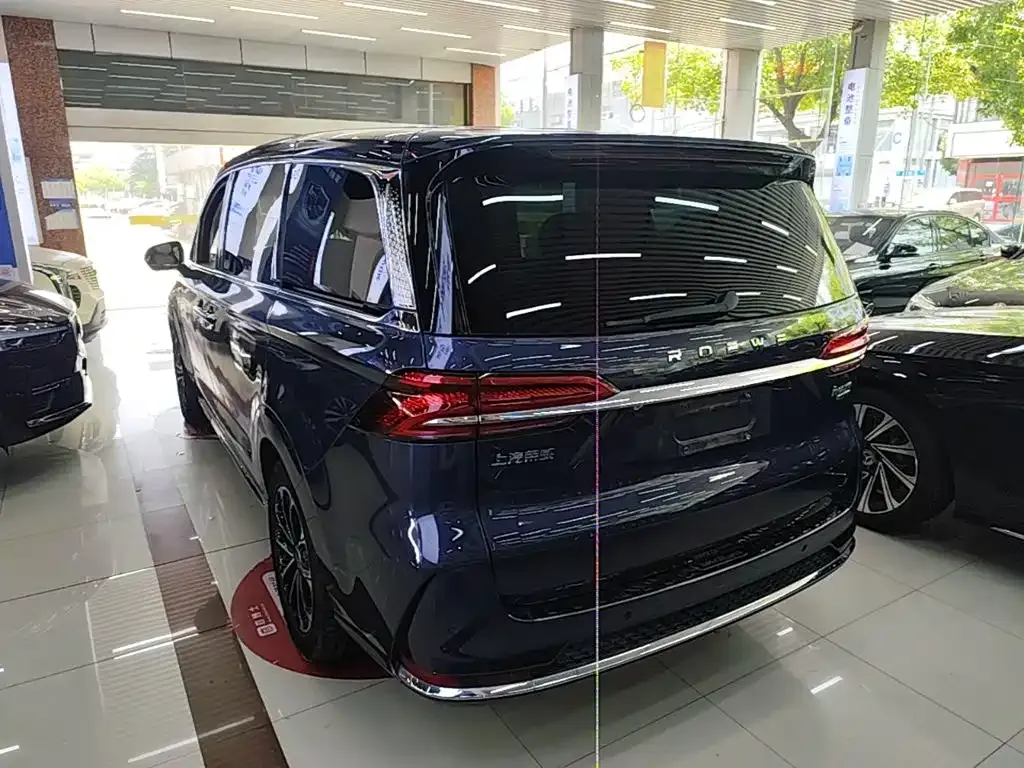 Roewe iMAX8 — фото 6