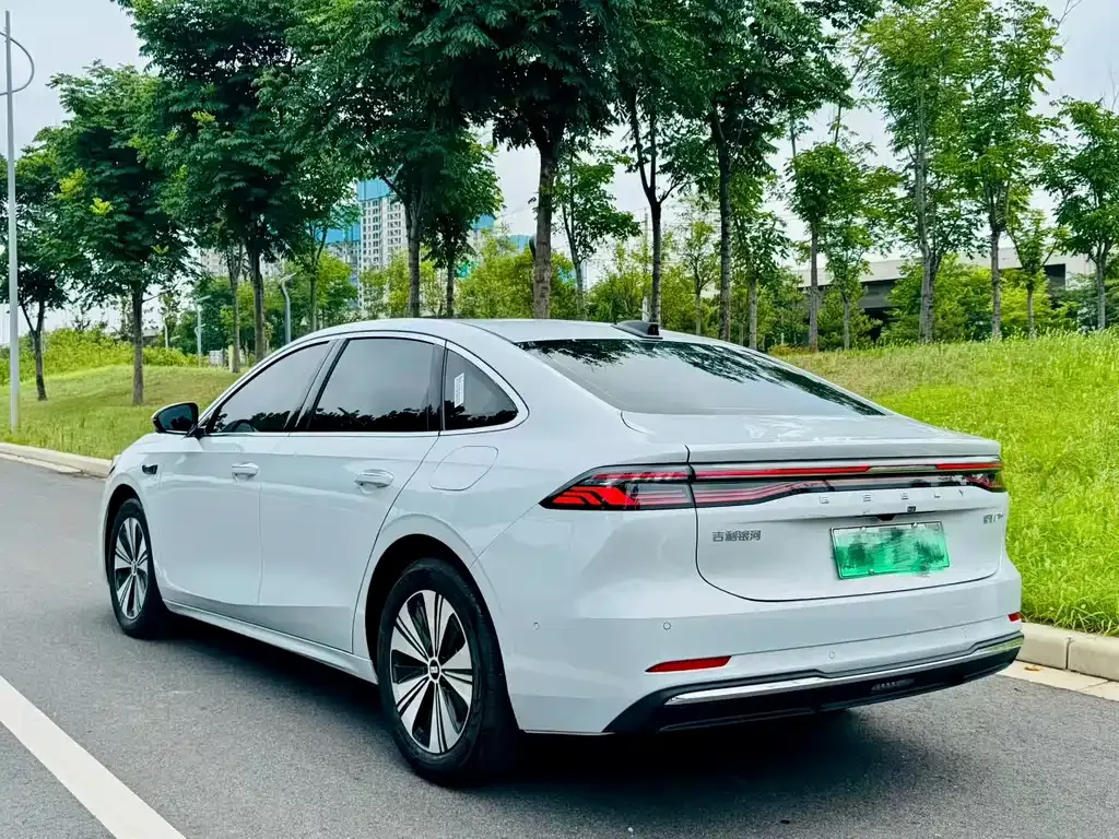 Geely 银河A7 EM — фото 8