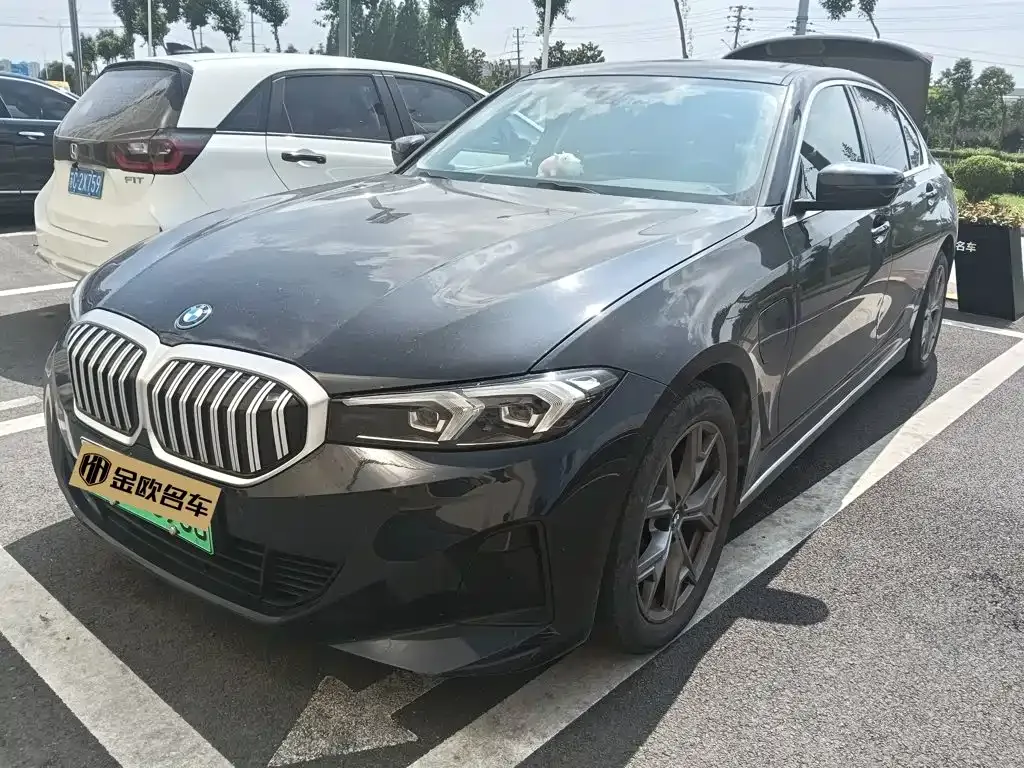 BMW i3 — фото 1