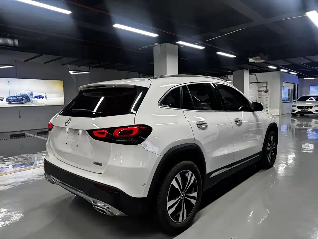 Mercedes-Benz GLA — фото 2