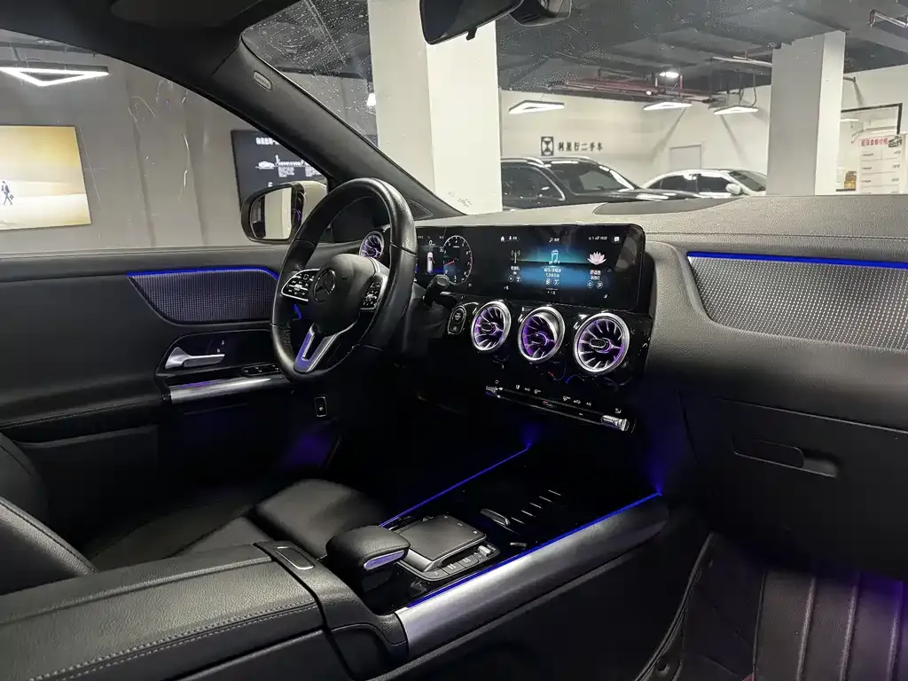 Mercedes-Benz GLA — фото 4