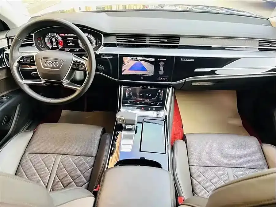Audi A8 — фото 8