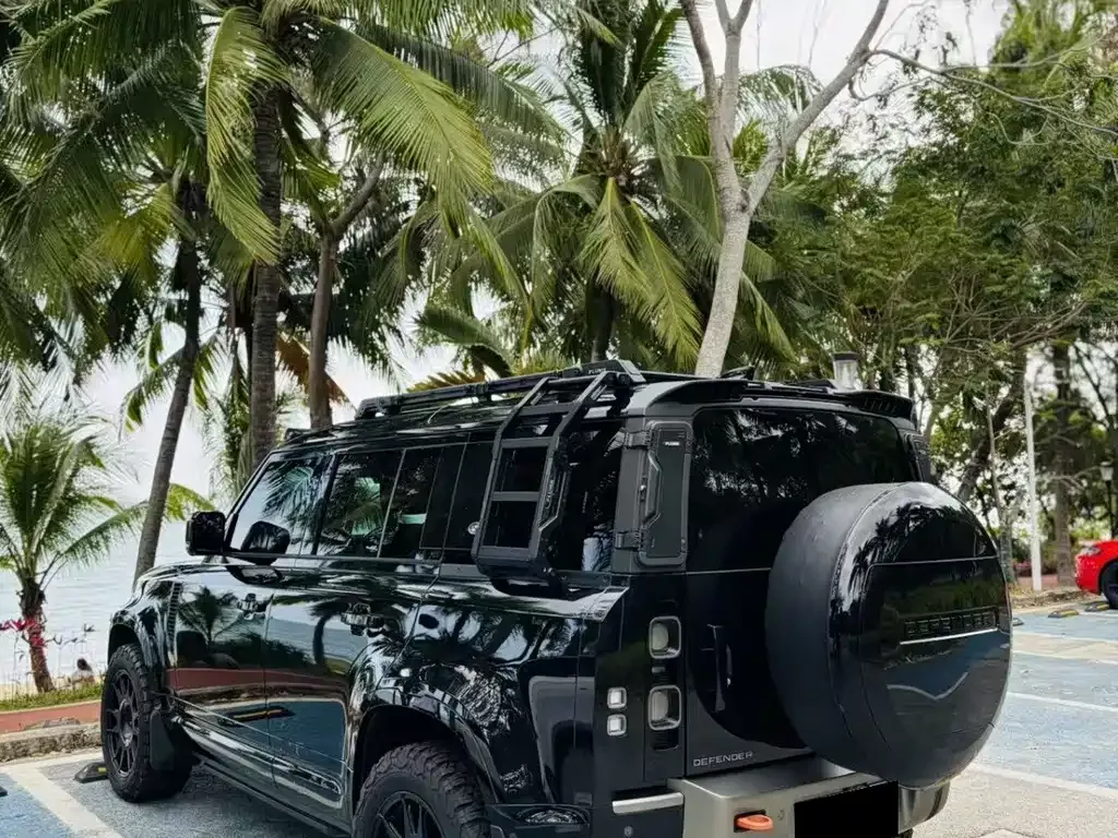 Land Rover Defender — фото 7