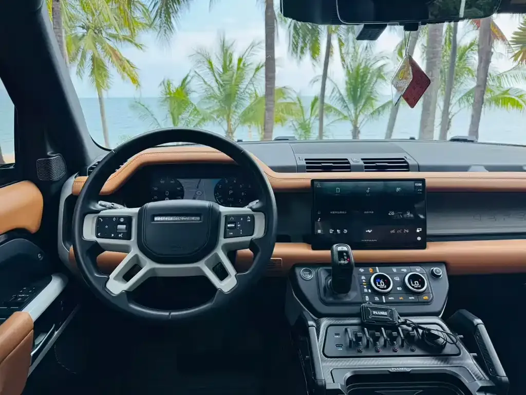 Land Rover Defender — фото 2