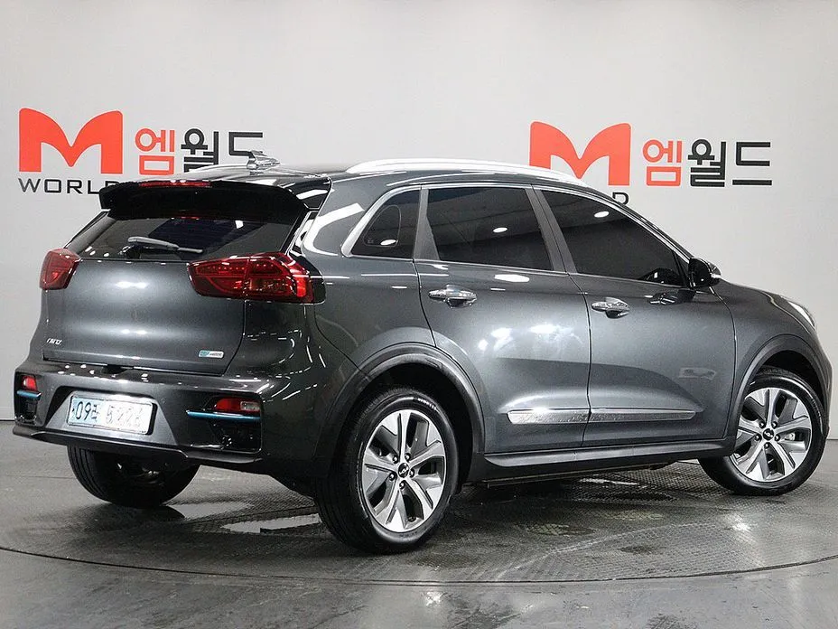 Kia Niro — фото 10