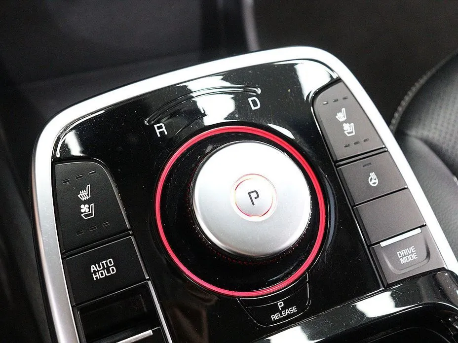 Kia Niro — фото 3