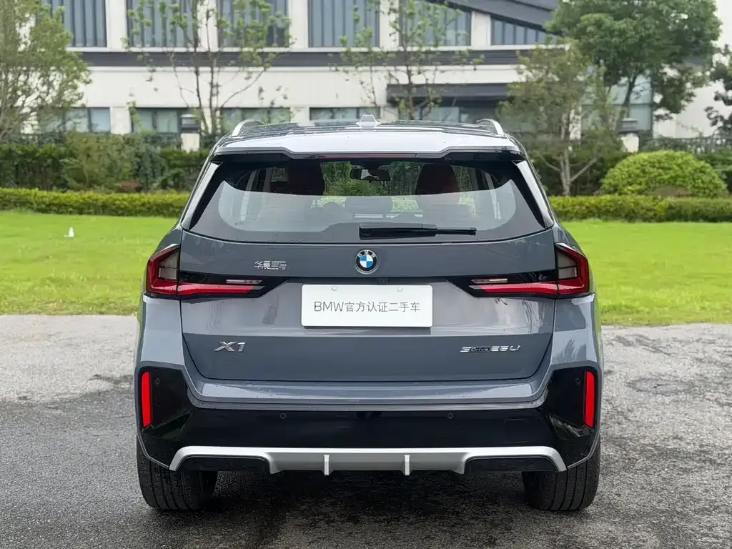 BMW X1 — фото 4