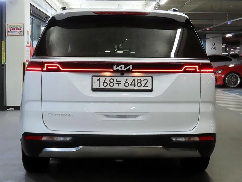 Kia Carnival — фото 3