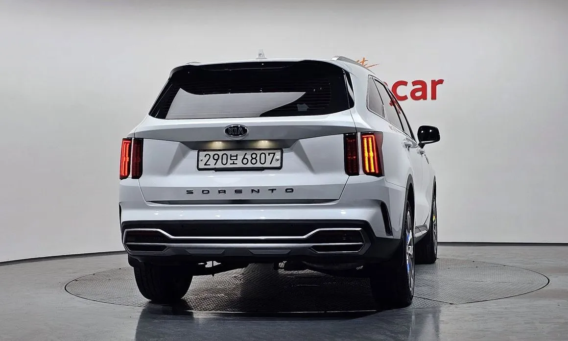 Kia Sorento — фото 4