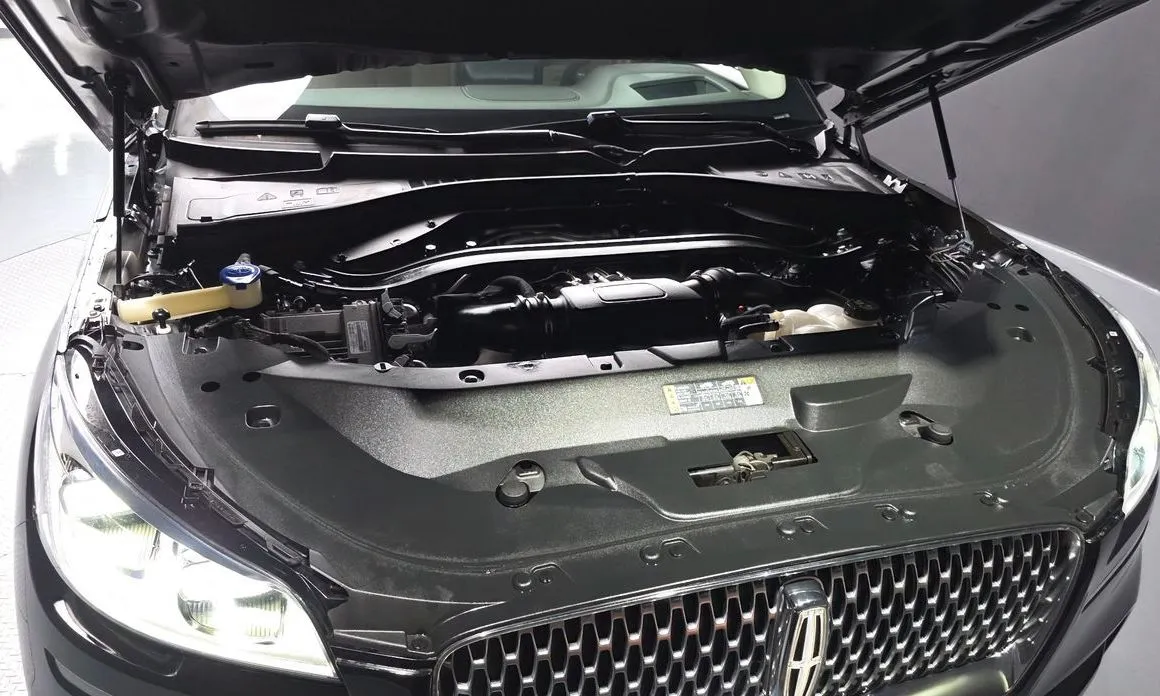 Lincoln Aviator — фото 10