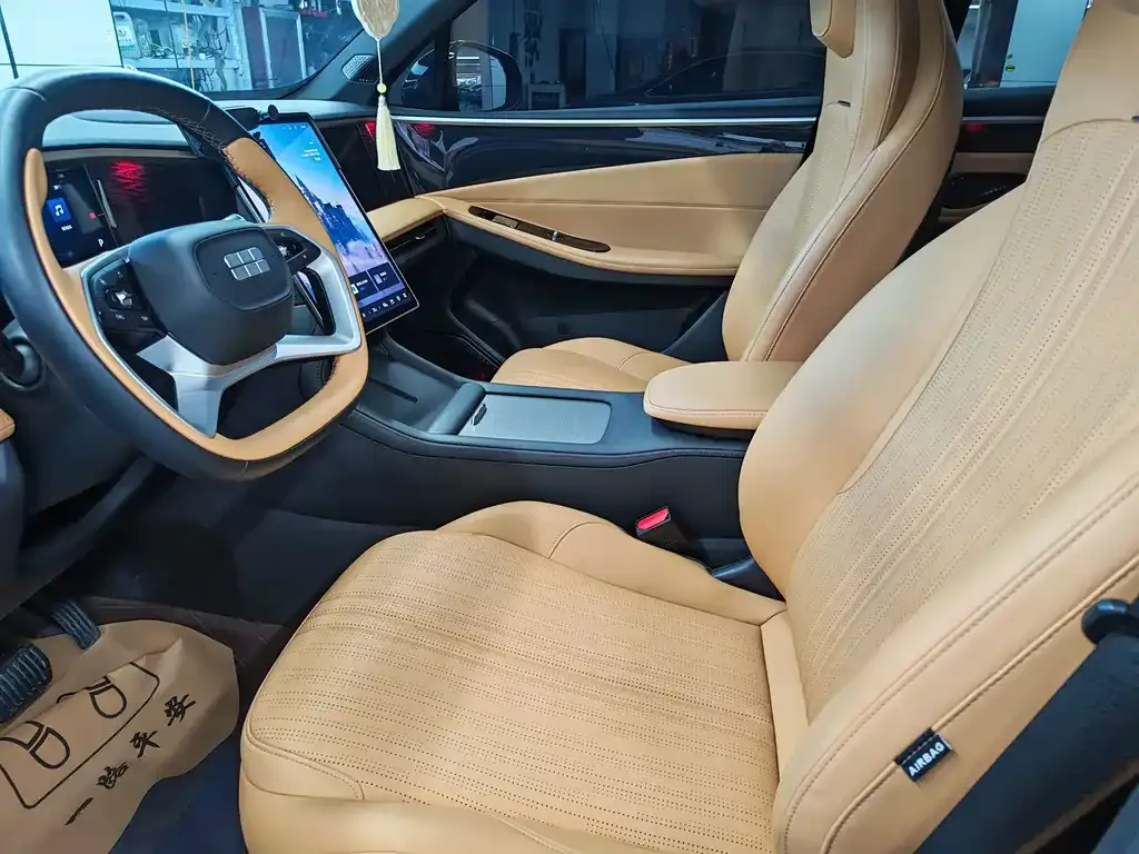 Geely Galaxy L7 — фото 10