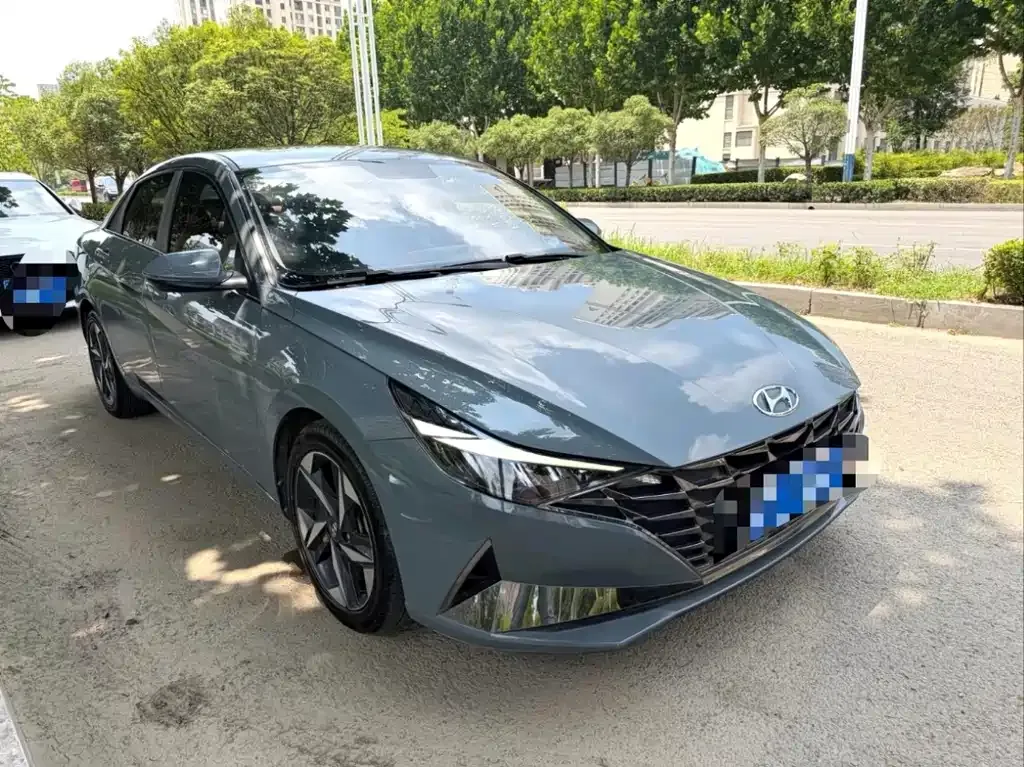 Hyundai Elantra — фото 9