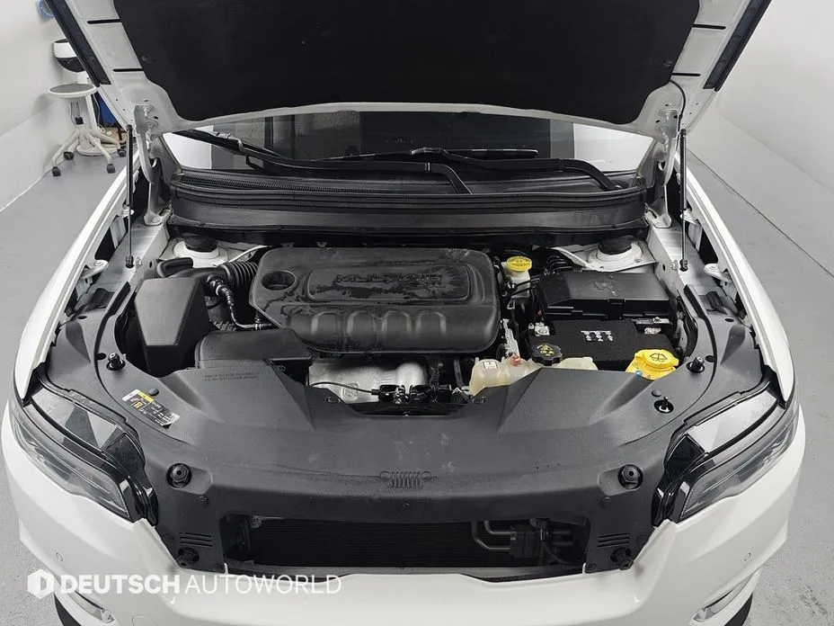 Jeep Cherokee 2021 из KR, фото 7