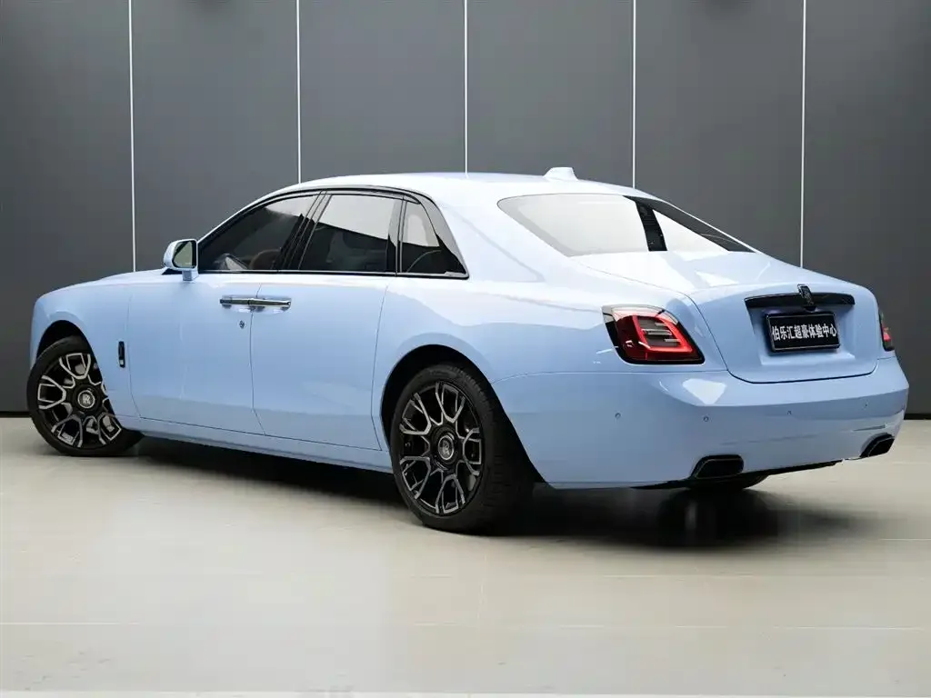 Rolls-Royce Ghost — фото 10