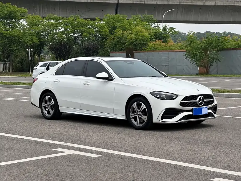 Mercedes-Benz C-Class — фото 10