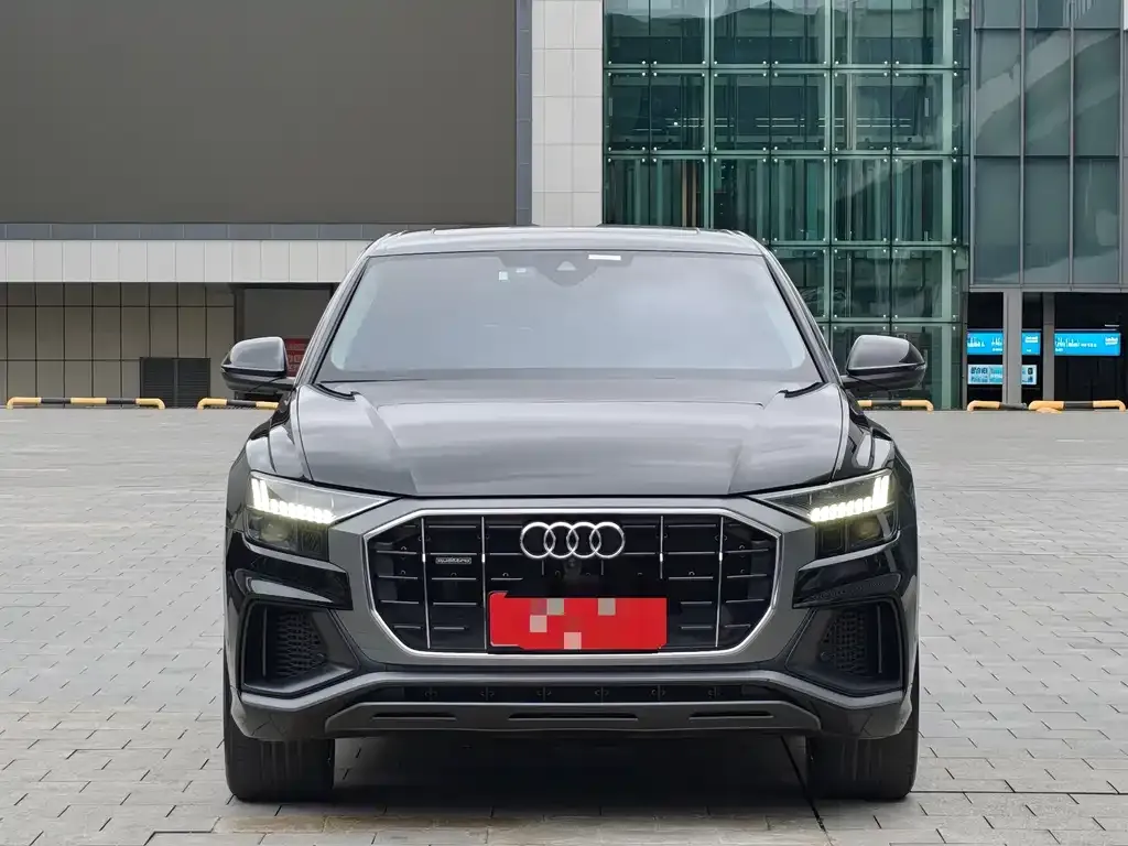 Audi Q8 — фото 3