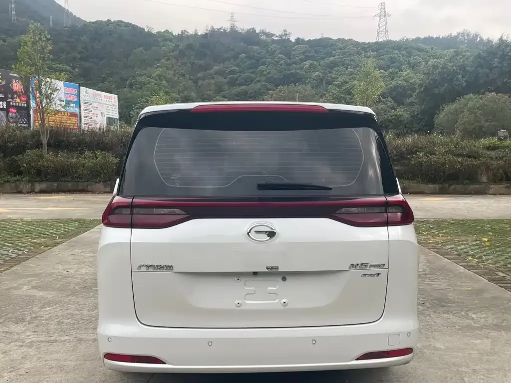 GAC Motor Trumpchi M6 — фото 4