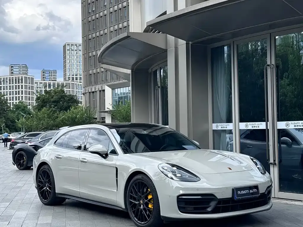 Porsche Panamera — фото 9