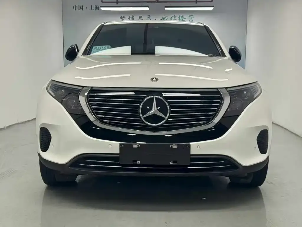 Mercedes-Benz EQC — фото 3