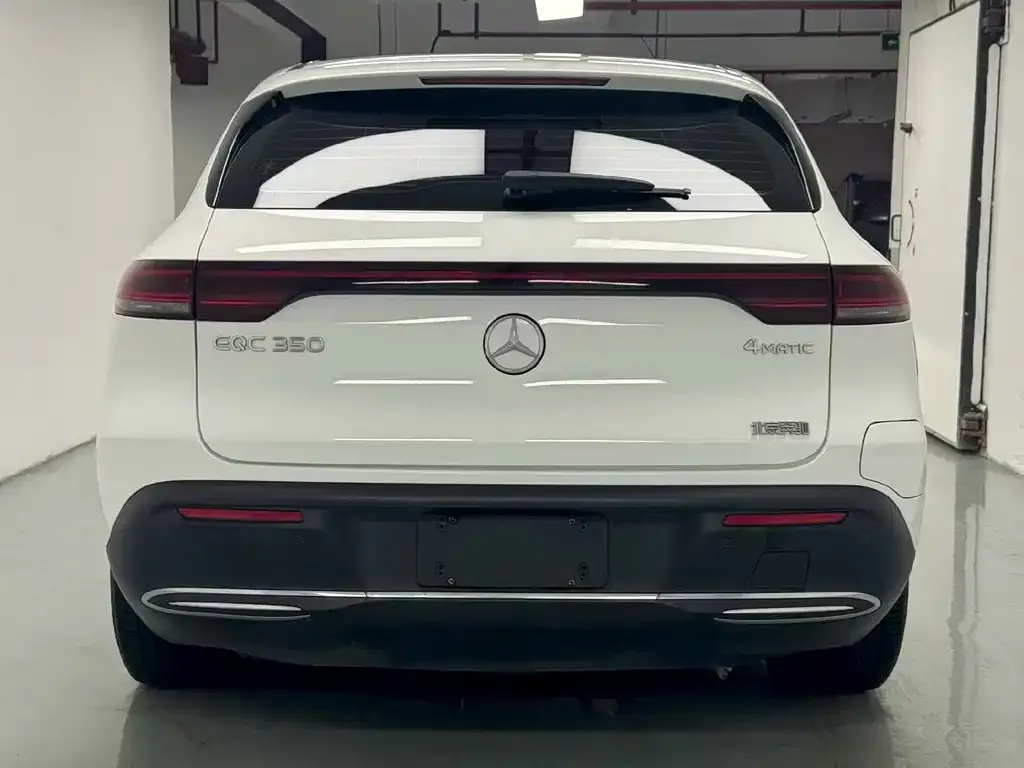 Mercedes-Benz EQC — фото 2