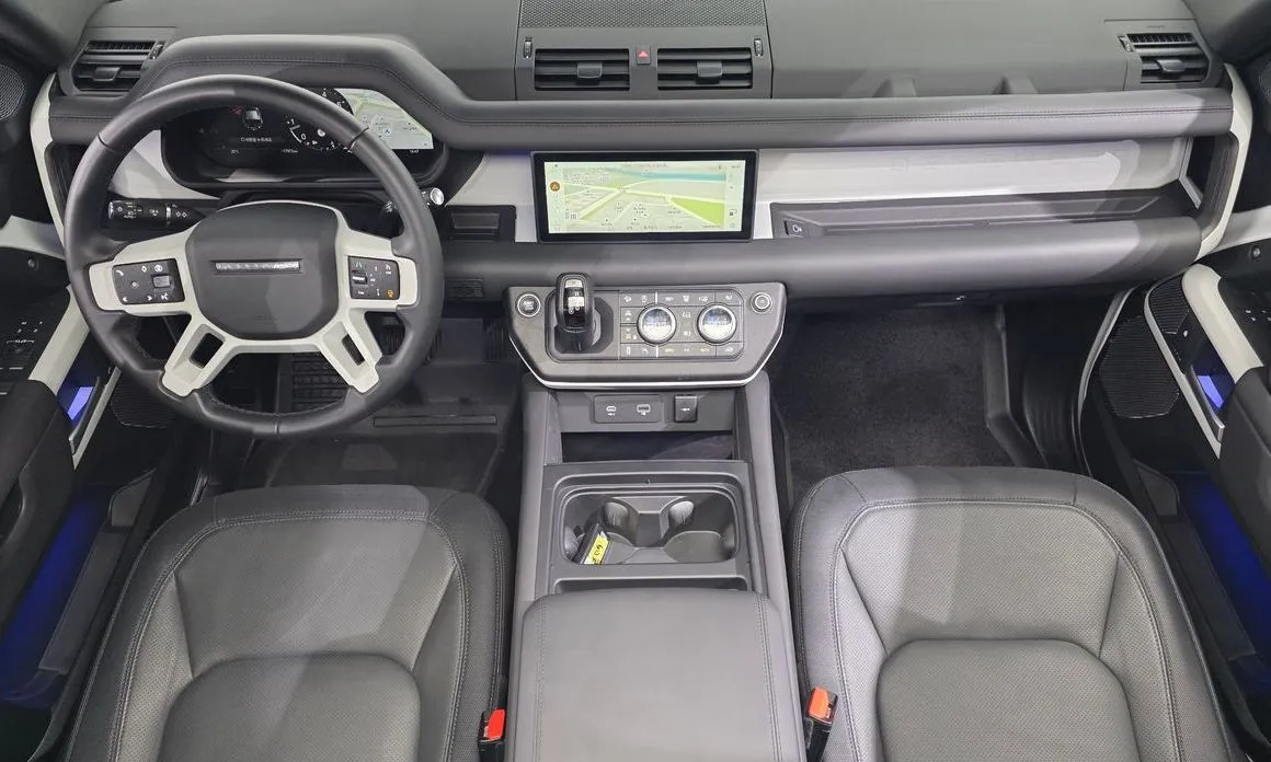 Land Rover Defender — фото 10
