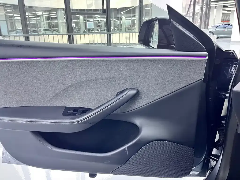 Tesla Model 3 2025 из CN, фото 7