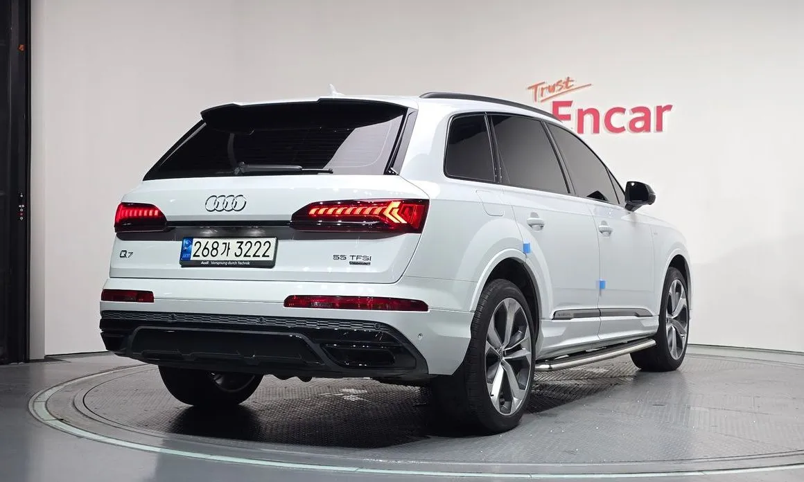 Audi Q7 — фото 3