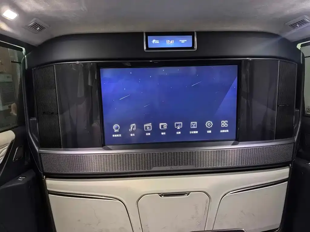 Buick Century 2023 из CN, фото 3