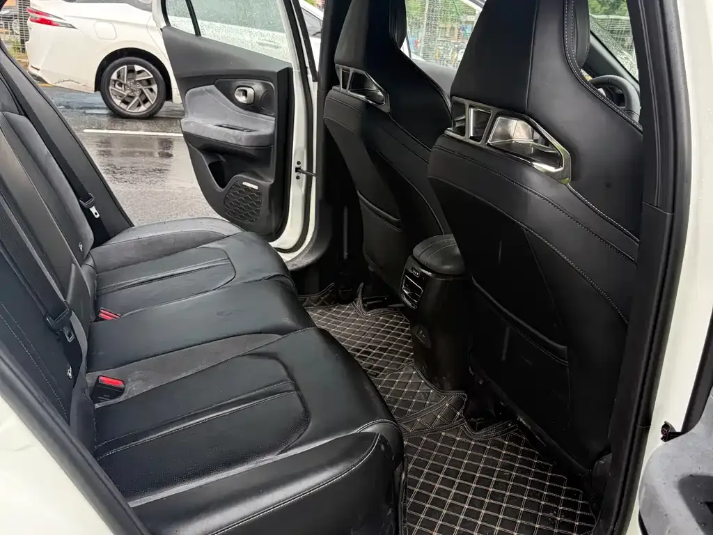 GAC Motor Shadow Leopard — фото 10