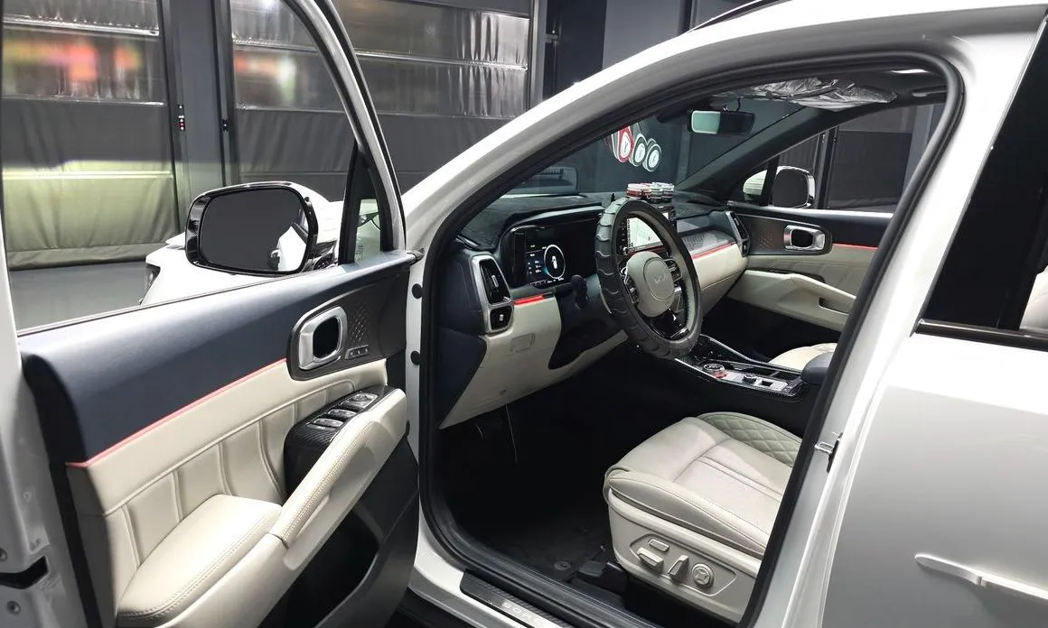 Kia Sorento — фото 4