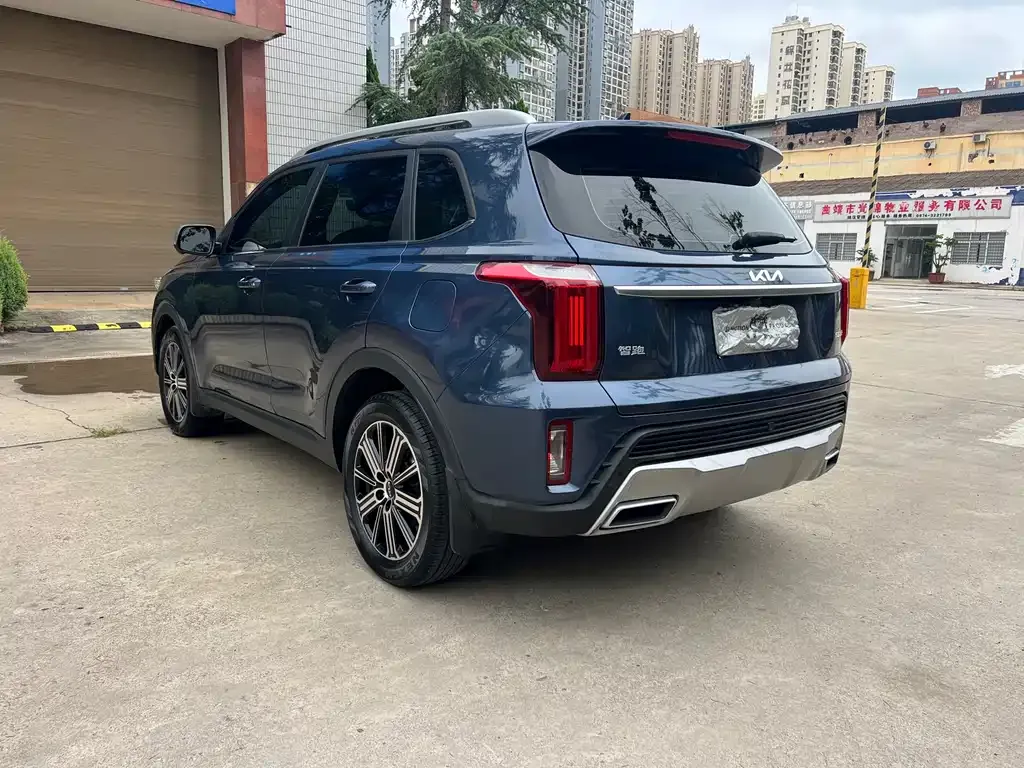 Kia Sportage — фото 7