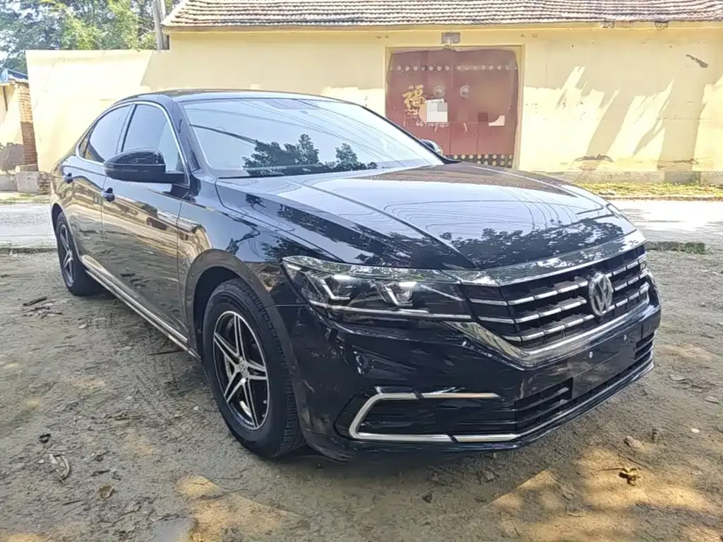 Volkswagen Passat — фото 4