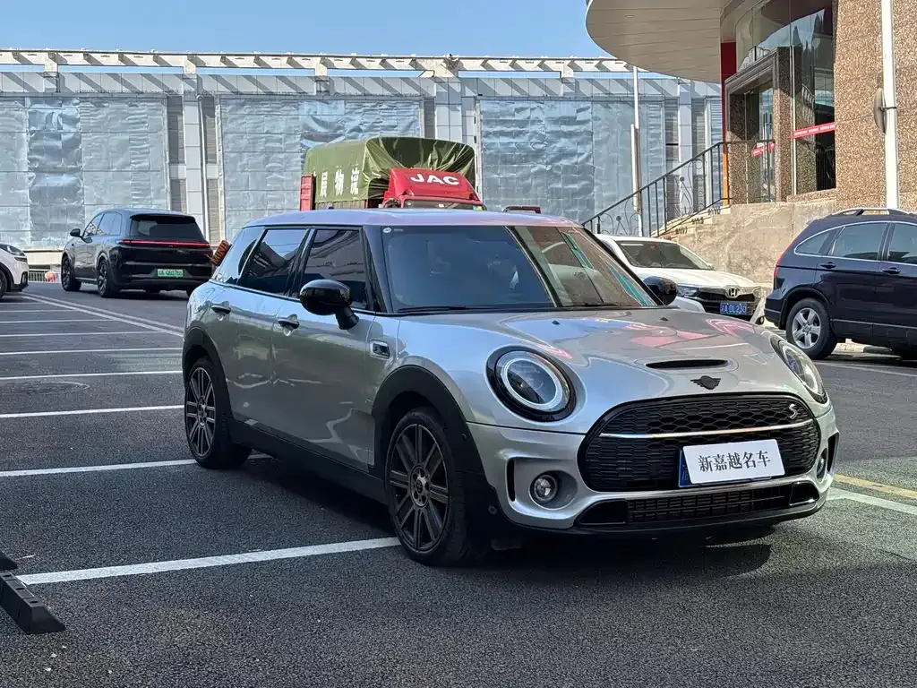 MINI Clubman — фото 7