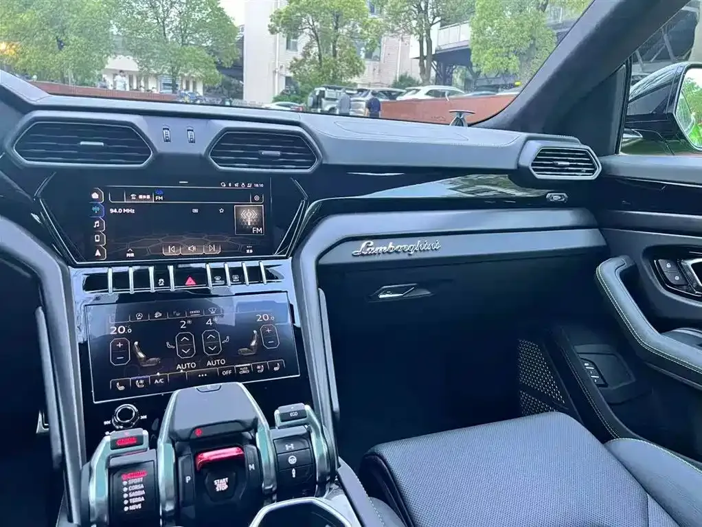 Lamborghini Urus 2022 из CN, фото 10