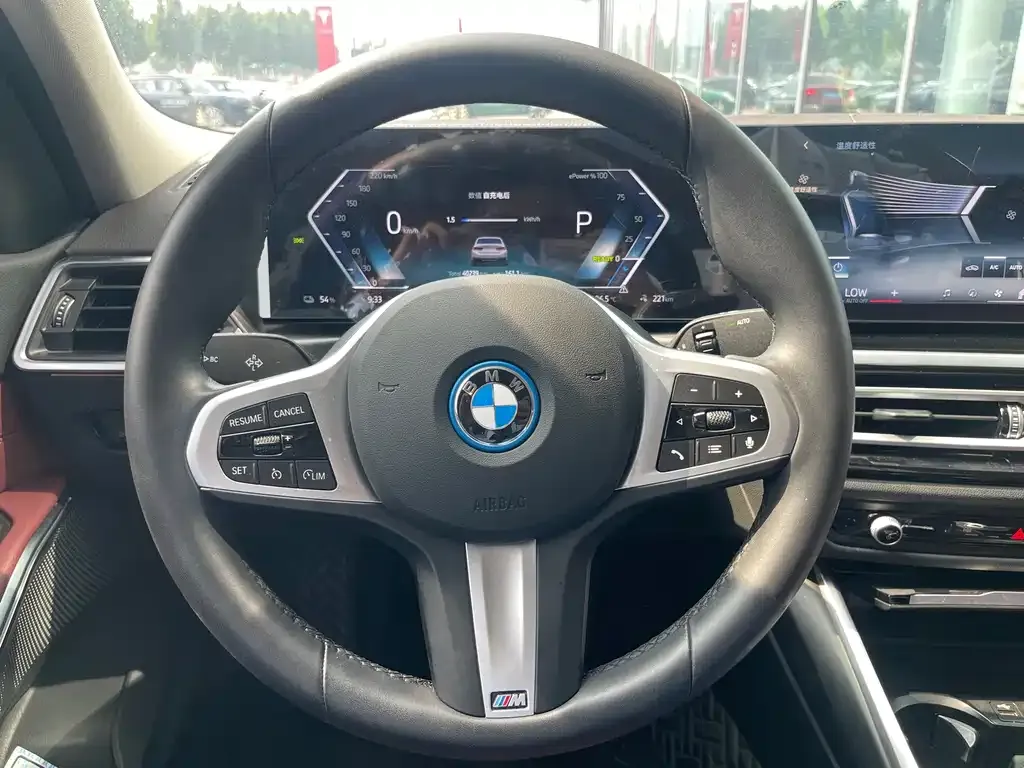 BMW i3 — фото 10