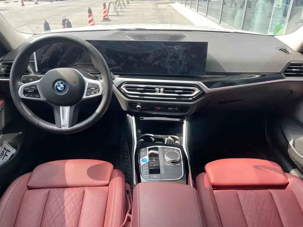 BMW i3 — фото 4