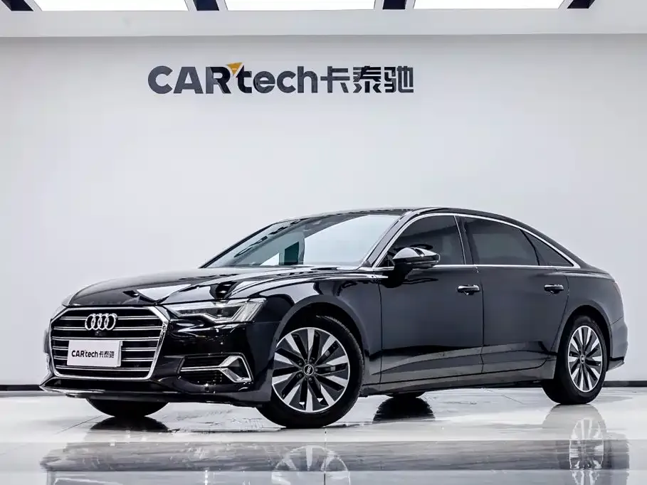 Audi A6L — фото 1